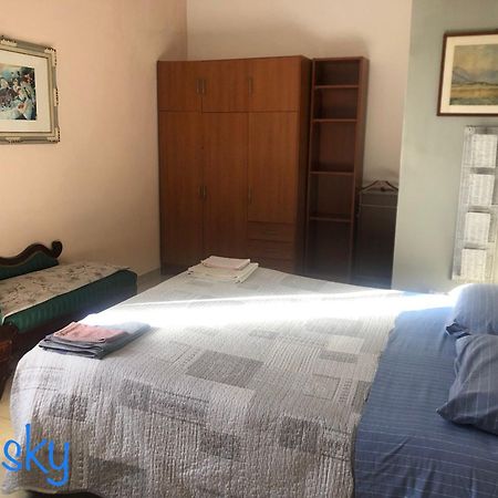 Villa Le Vignole Ameno Стая снимка