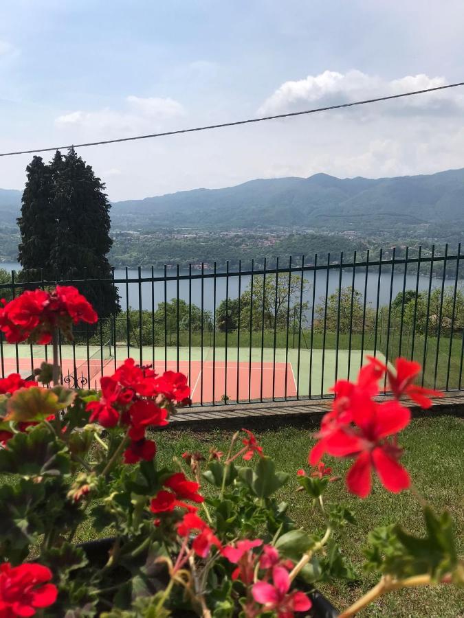 Villa Le Vignole Ameno Екстериор снимка