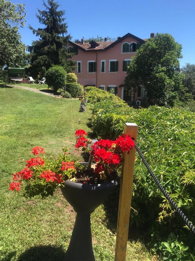 Villa Le Vignole Ameno Екстериор снимка