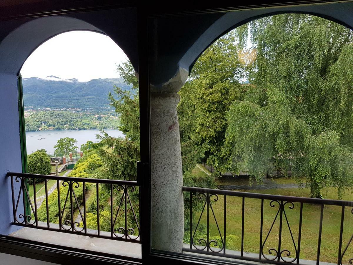 Villa Le Vignole Ameno Екстериор снимка