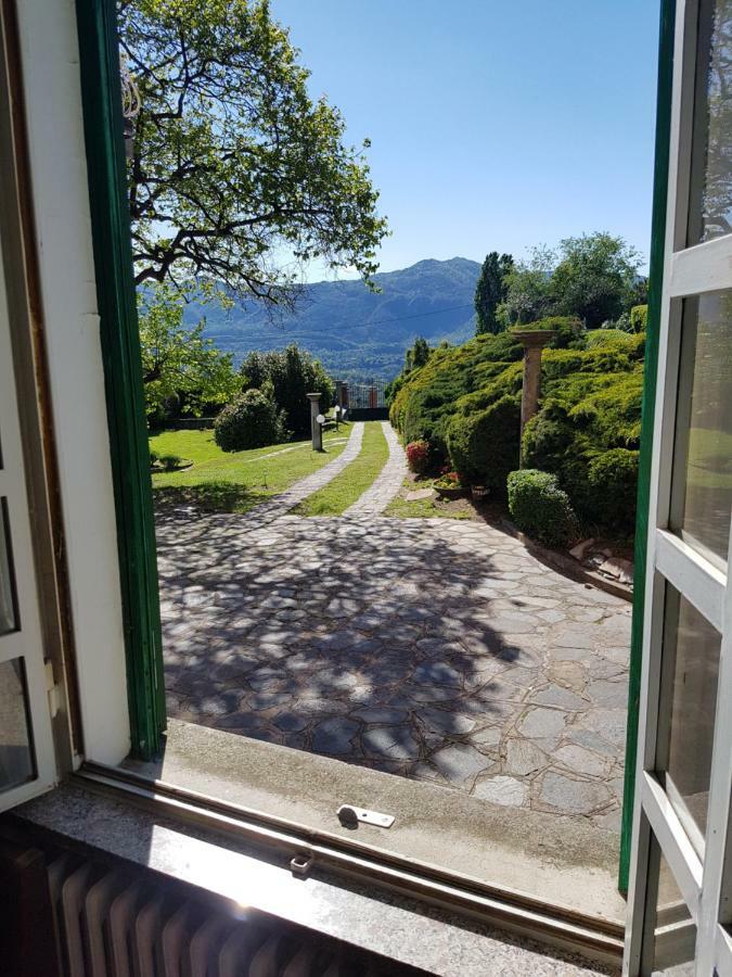 Villa Le Vignole Ameno Екстериор снимка